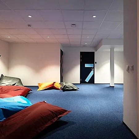 Hostel Neotel *